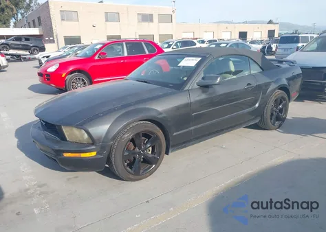 2006 Ford Mustang V6 z USA, uszkodzony, nr VIN 1ZVFT84N665100151